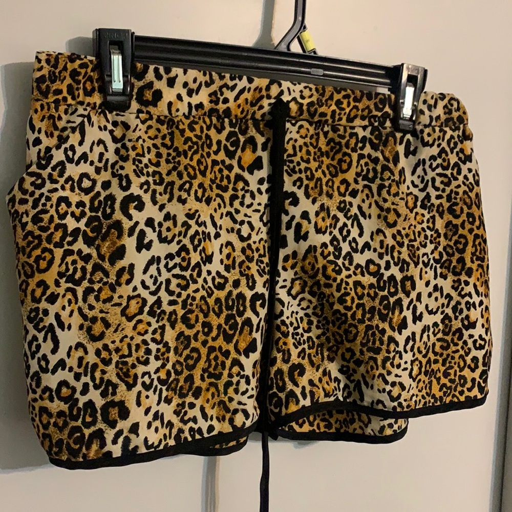 Twenty second shorts